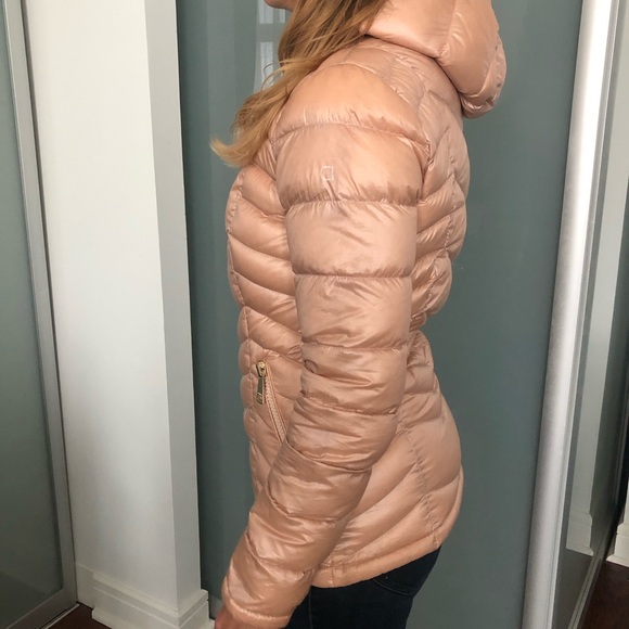 Pink Rose Calvin Klein Foldable and Hooded Jacket - Picture 5 of 11